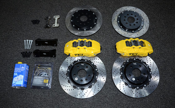 BBK для Audi A3 установило большие наборы тормоза 6 крумциркулей поршеня с колесом P60S ротора 18inch 355*32mm