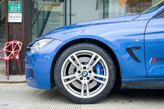Купить BBK Большой тормозный комплект для BMW 3-й серии Передний P60S кованые 6 поршневые калибр 355 * 32 мм Ротор Передний 18-дюймовый колесо онлайн изготовление