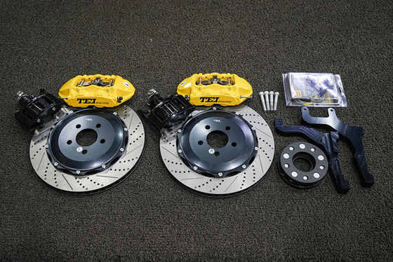 Купить Ford Mustang BBK Brake Kit S40 4 Пистоновый кабельный калибр для задних двойных калибр онлайн изготовление