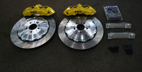 Купить Ford Explore Upgrade BBK Большой тормозный комплект 6 поршневых калибров для передней и 4 поршневых калибров для задней онлайн изготовление