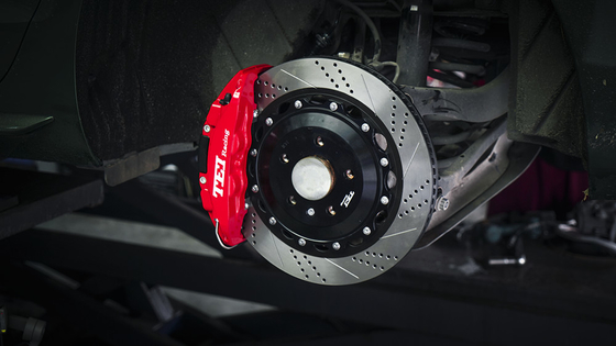 Audi большой набор тормоза интегрировало электронный стояночный тормоз для крумциркуля поршеня заднего колеса 4 для A4L